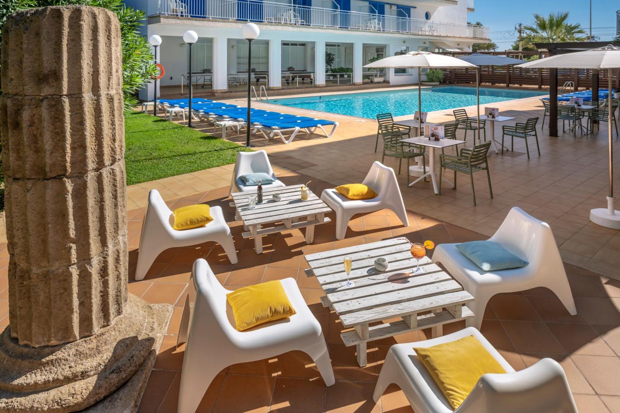 Hotel Sorrabona Pineda de Mar Exterior photo